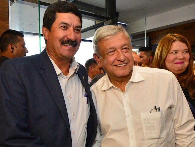 CORRAL AMLO