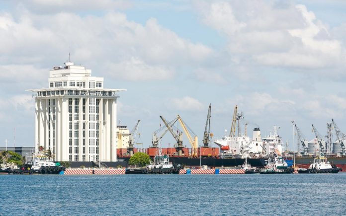 LLegarán-a-Veracruz-tanques-de-combustible-para-el-desabasto-de-gasolina