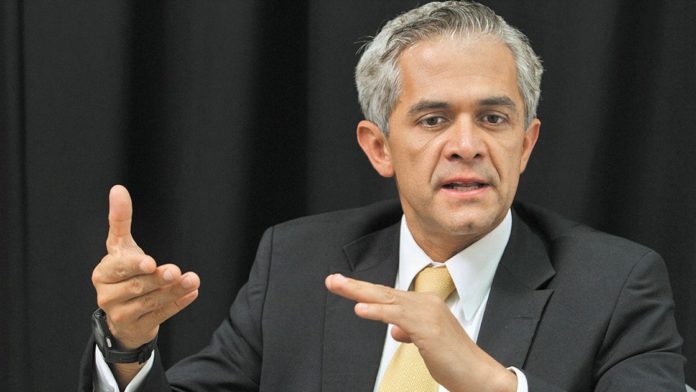 poli_miguel_angel_mancera_180918.jpg_423392900