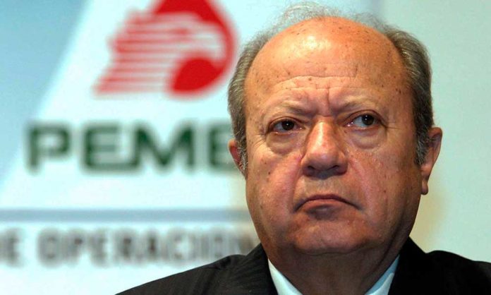 se-ampara-carlos-romero-deschamps-882da0c69e04f9c9ef4c04fb0a80be1a