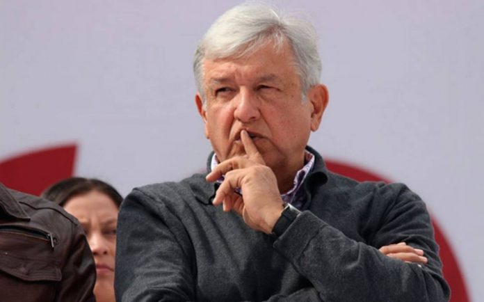 andres-manuel-lopez-obrador_mitin_indios-verdes-3