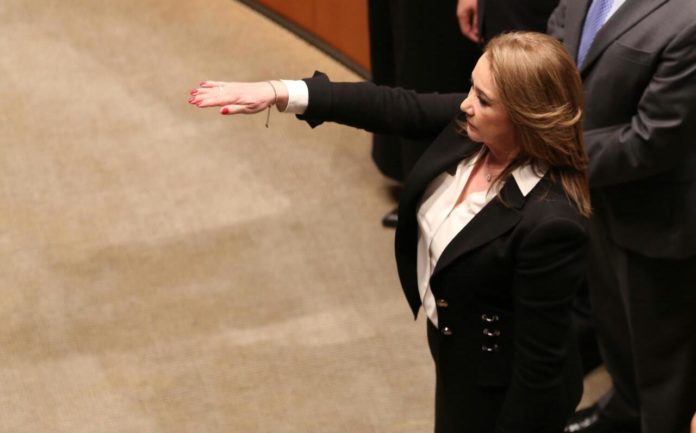yasmin-esquivel-mossa-rindio-protesta_0_27_1280_797