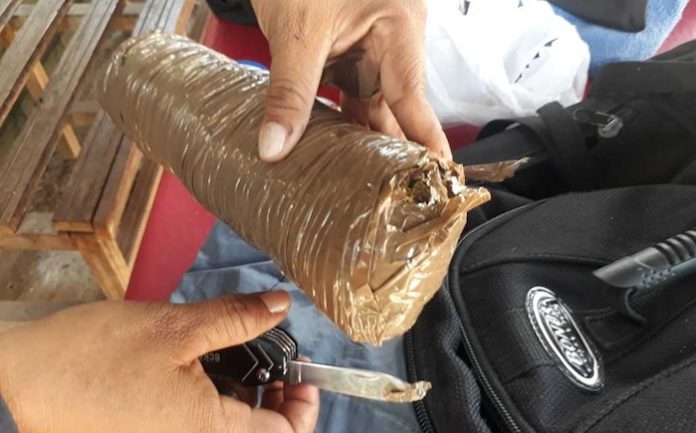 droga-encontrada-mochila-funcionario-javier_0_66_1032_642