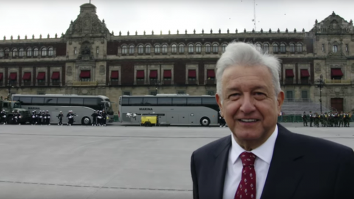 https___img.culturacolectiva.com_content_2018_07_16_1531768328284_amlo-podra-vivir-en-palacio-nacional-pero-no-en-el-area-historica-2-medium