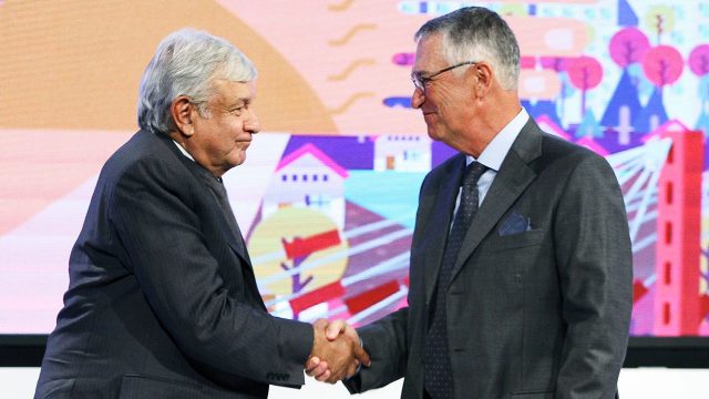 AMLO-y-Salinas-Pliego-640x360