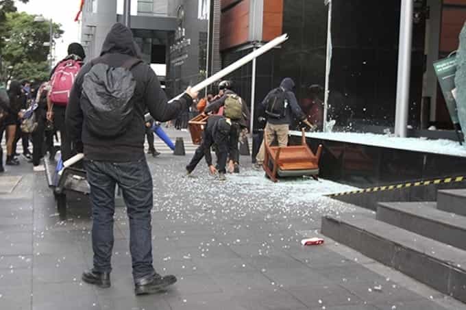 disturbiosayotzinapa01_1