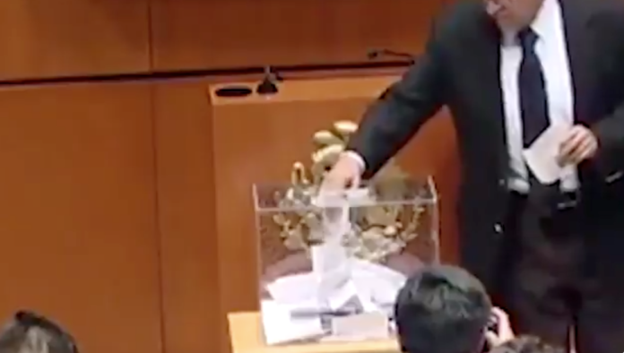 Morneal desmiente que votó dos veces